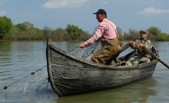 Bagati in arest pentru pescuit ilegal. Se vor aplica aceste masuri si in alte judete?